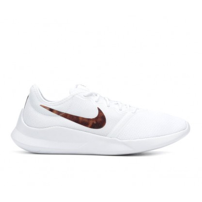 Women's Nike VTR Sneakers