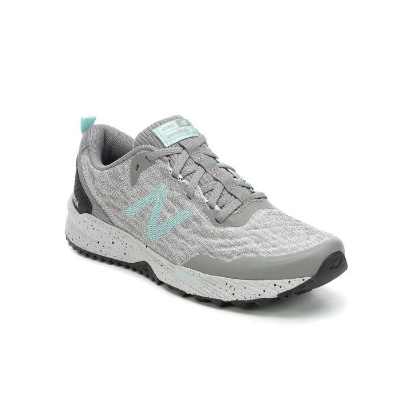 Women's New Balance NITRELV3 Trail Running Shoes