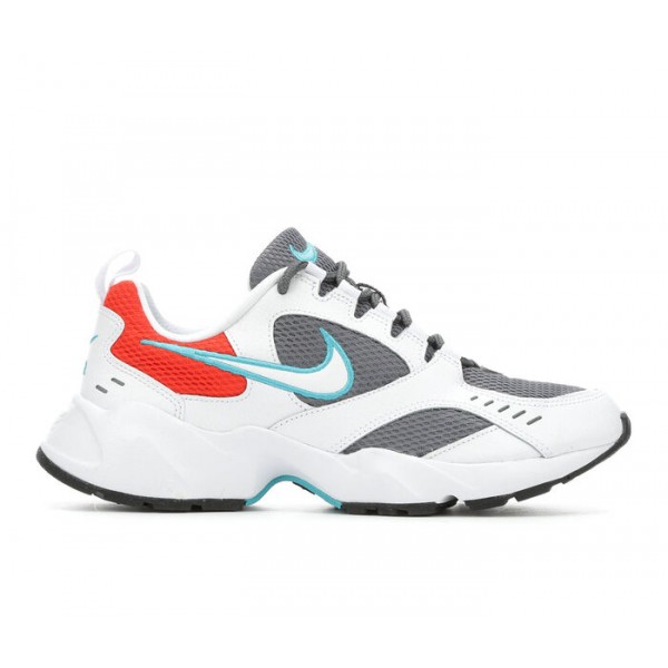 Women's Nike Air Heights Sneakers