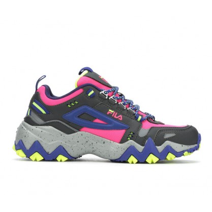 Women's Fila Oakmont TR Sneakers