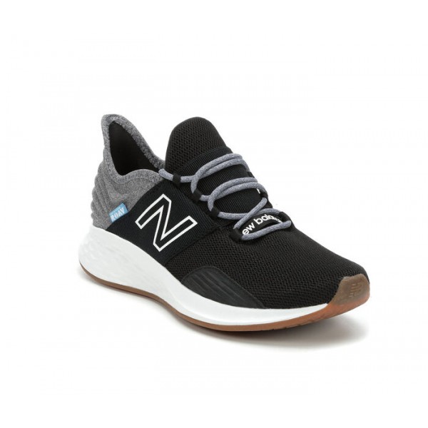 Women's New Balance Roav Sneakers