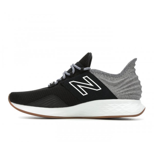 Women's New Balance Roav Sneakers