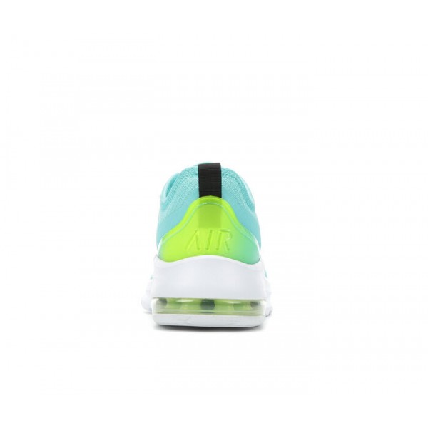 Women's Nike Air Max Motion 2 Sneakers